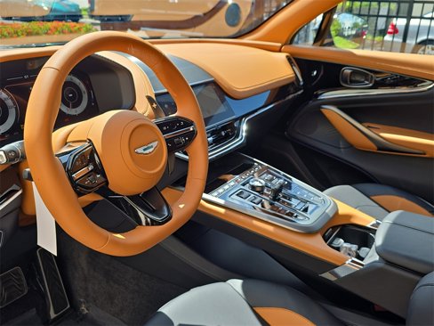 New 2025 Aston Martin DBX 707 image 7