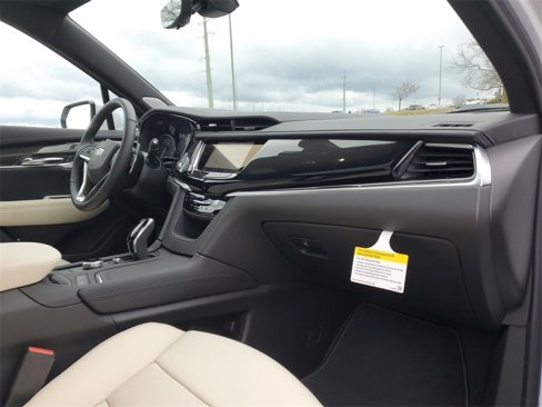 New 2025 Cadillac XT6 Sport w/ Technology Package image 30