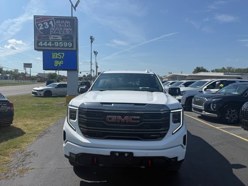 Used 2024 GMC Sierra 1500 AT4 w/ Technology Package image 8