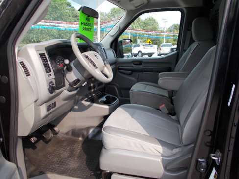 Used 2018 Nissan NV 2500 S image 5