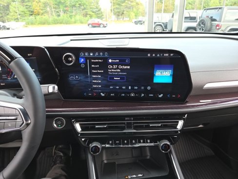 New 2026 Chevrolet Traverse Z71 w/ Enhanced Driving Package image 52