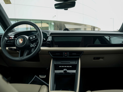 New 2025 Porsche Macan 4S Electric image 24