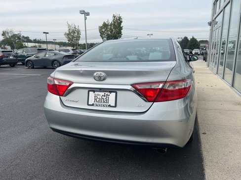 Certified 2017 Toyota Camry XLE image 4