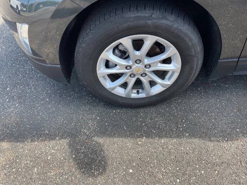 Used 2019 Chevrolet Equinox LS image 3