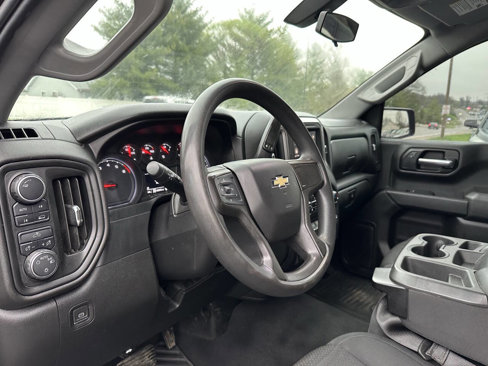 Used 2020 Chevrolet Silverado 1500 Custom w/ Custom Value Package image 18