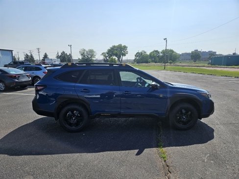 Used 2022 Subaru Outback Wilderness image 10