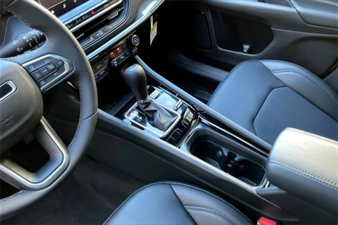 New 2026 Jeep Compass Latitude w/ Quick Order Package 29K image 7