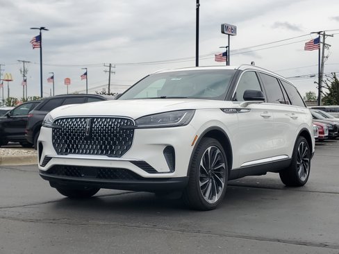 New 2025 Lincoln Aviator Reserve w/ Equipment Group 201A image 2