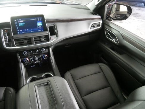 Certified 2023 Chevrolet Tahoe Z71 w/ Luxury Package image 11