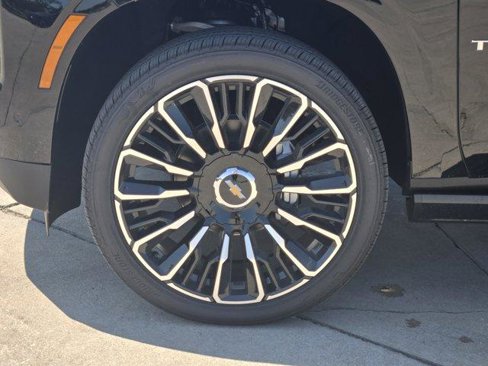 New 2026 Chevrolet Tahoe High Country image 8