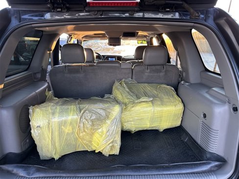 Used 2004 GMC Yukon Denali image 7