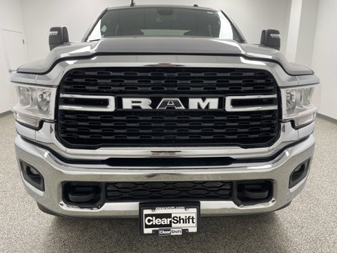 Used 2024 RAM 2500 Big Horn w/ Bed Utility Group image 3