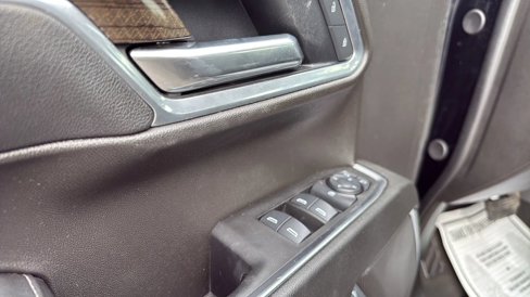 Used 2025 Chevrolet Silverado 1500 LT image 15