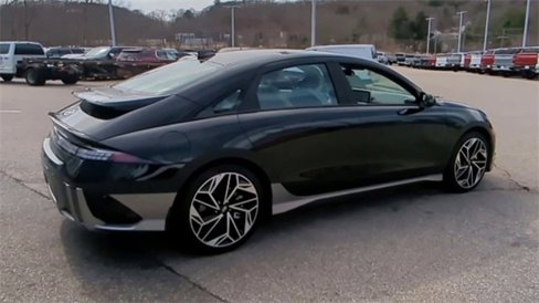 Used 2024 Hyundai Ioniq 6 SEL image 8
