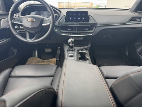 Used 2024 Cadillac CT4 V image 13