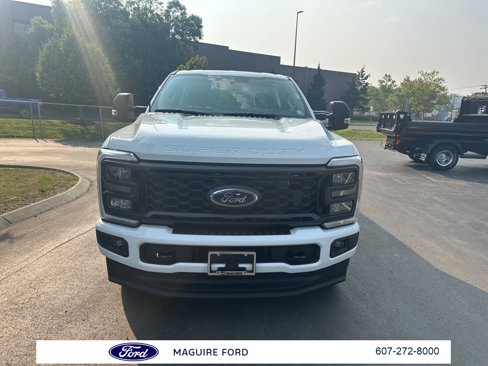 New 2025 Ford F350 4x4 Regular Cab Super Duty image 11