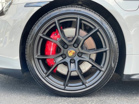 Used 2022 Porsche Taycan GTS image 26