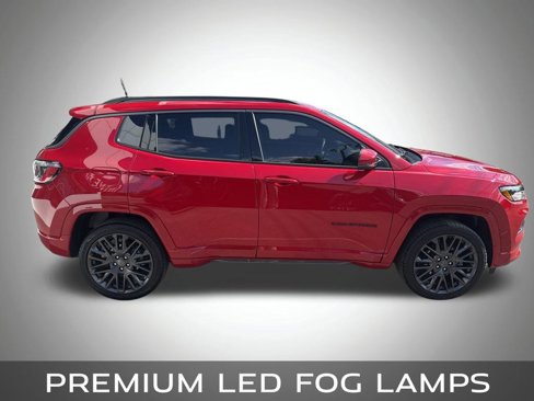 Used 2022 Jeep Compass Limited image 24