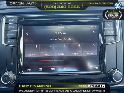 Used 2017 Volkswagen Jetta SE image 12
