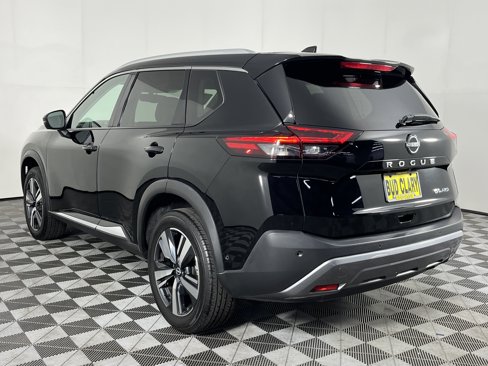 Used 2023 Nissan Rogue SL w/ SL Premium Package image 8