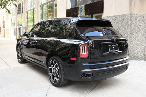 Used 2023 Rolls-Royce Cullinan Black Badge w/ Driver's Package image 7