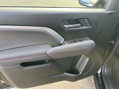 New 2025 Chevrolet Colorado Z71 w/ Midnight Edition image 14