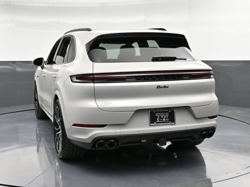 New 2025 Porsche Cayenne Turbo image 7