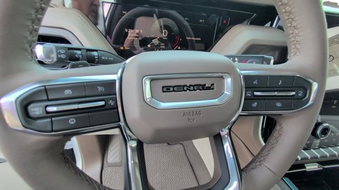 New 2026 GMC Yukon Denali image 24