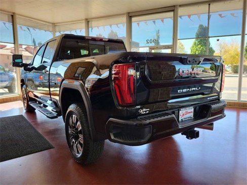 New 2025 GMC Sierra 2500 Denali w/ Denali Reserve Package image 5