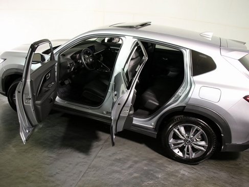 Certified 2025 Acura ADX FWD image 5
