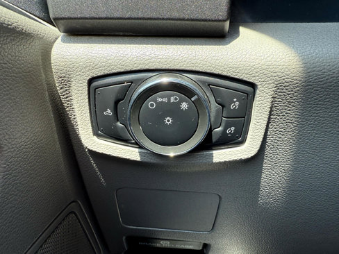 Used 2022 Ford F250 XL w/ Power Equipment Group image 21