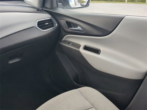 Used 2024 Chevrolet Equinox LS w/ LS Convenience Package image 7