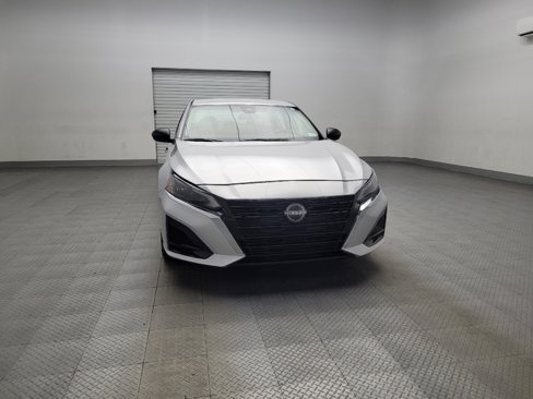 Used 2024 Nissan Altima 2.5 SV image 14