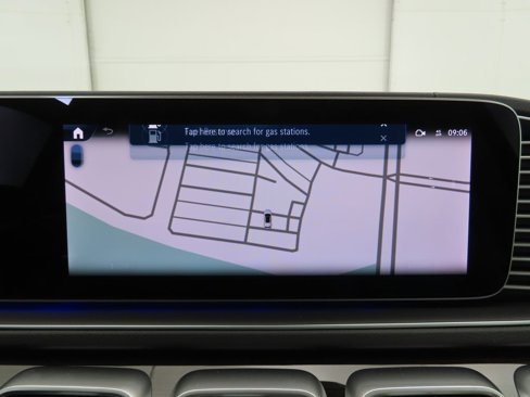 New 2026 Mercedes-Benz GLS 580 4MATIC image 16