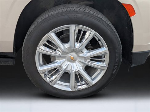 Used 2022 Chevrolet Tahoe High Country image 11