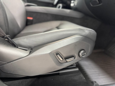 Used 2024 Volvo XC60 B5 Core image 16