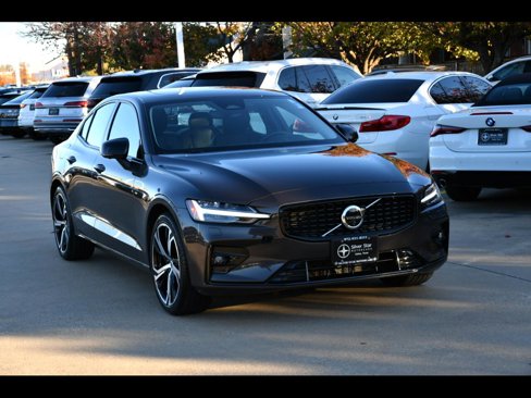 Used 2024 Volvo S60 B5 Plus image 1