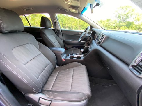 Used 2019 Kia Sportage LX image 12