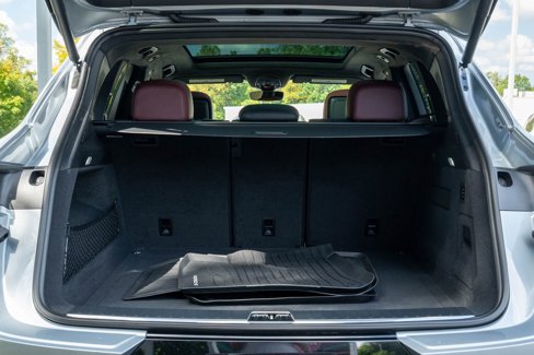 Certified 2025 Porsche Cayenne GTS image 16