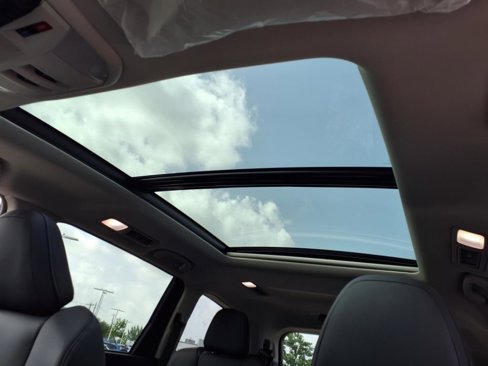 New 2025 Subaru Ascent Limited image 11