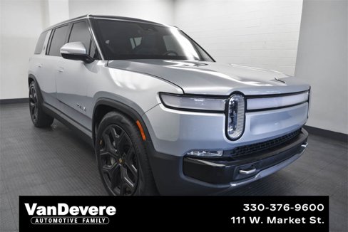 Used 2024 Rivian R1S Adventure image 1