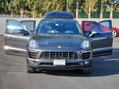 Used 2018 Porsche Macan S image 40