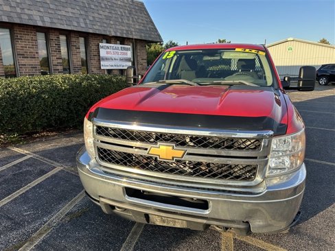 Used 2013 Chevrolet Silverado 2500 W/T w/ Snow Plow Prep Package image 2