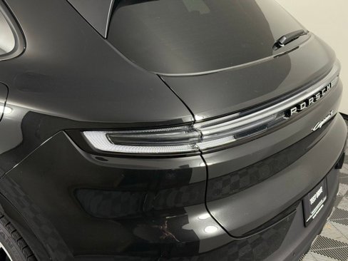 New 2026 Porsche Cayenne S image 17