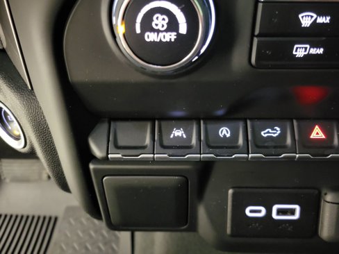 Used 2025 Chevrolet Silverado 1500 Custom Trail Boss image 7