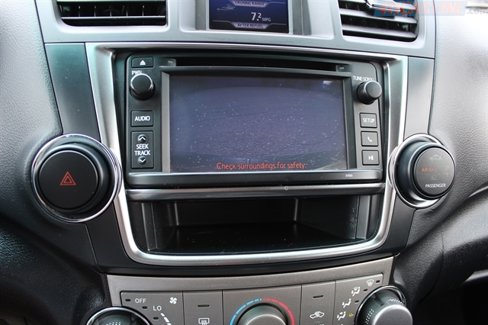 Used 2013 Toyota Highlander 4WD image 14