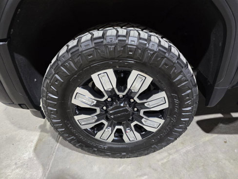 Used 2024 GMC Sierra 2500 Denali w/ Technology Package image 30