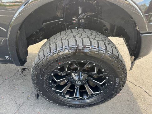 Used 2018 Ford F150 Platinum w/ Equipment Group 701A Luxury image 14