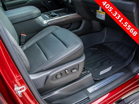 New 2025 GMC Sierra 2500 SLT w/ SLT Premium Package image 17
