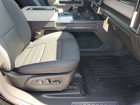 New 2026 GMC Hummer EV SUV image 16